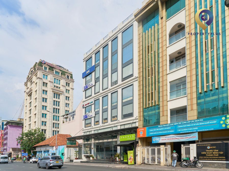 Queen Building